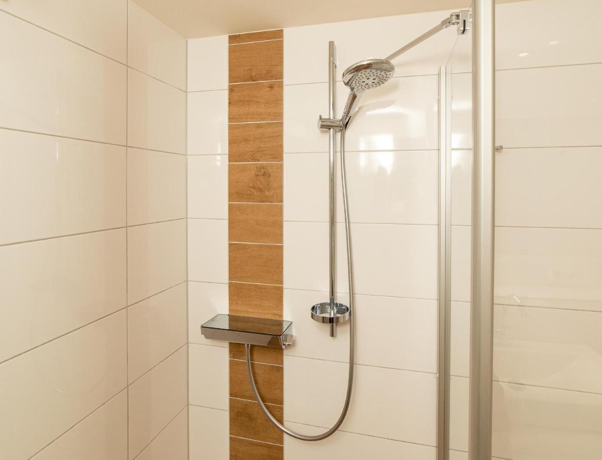 Haus Watthus - Wohnung Paradies Небель Екстер'єр фото